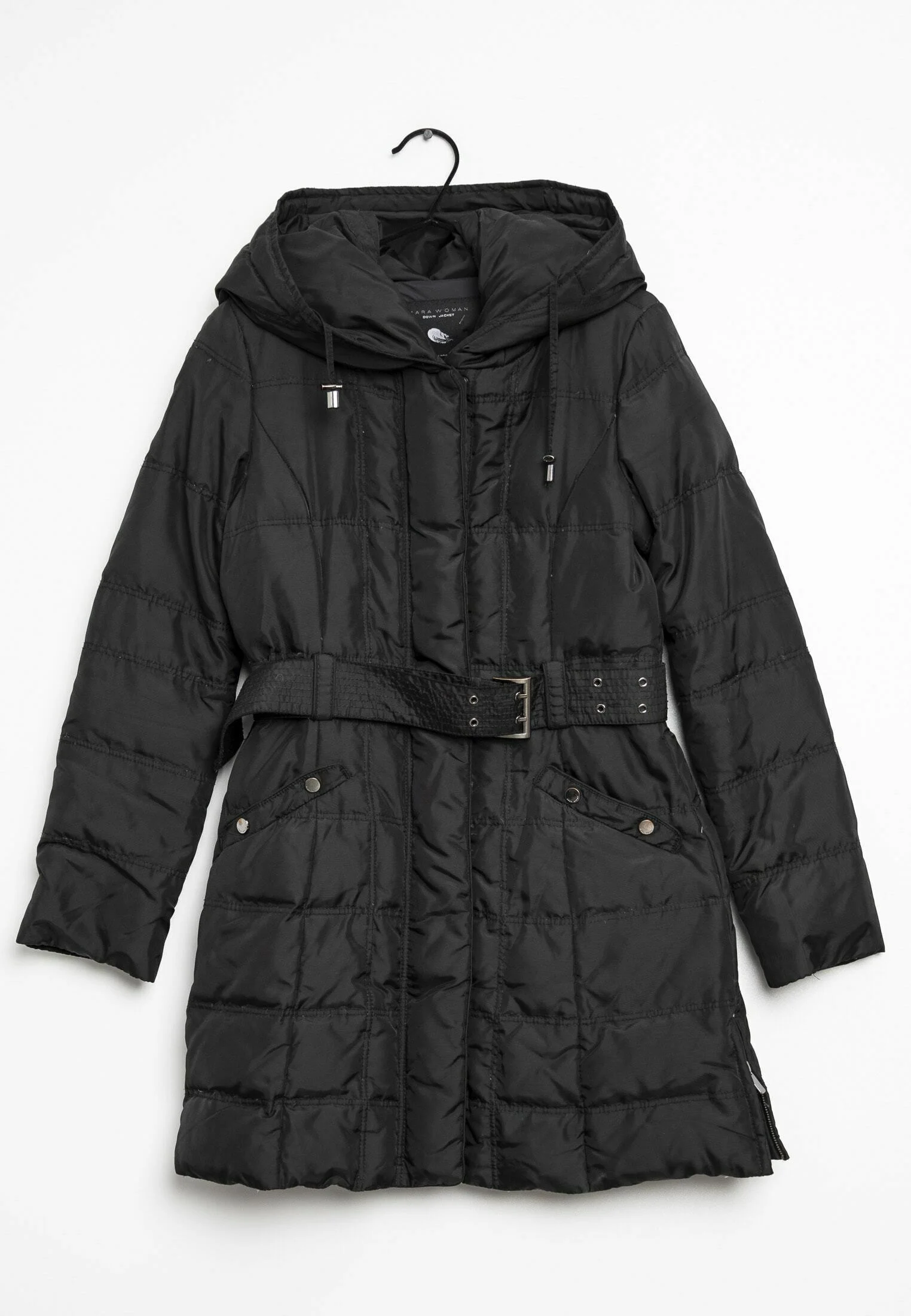 3b0ee1a4566f4ce9a5a70360be5a0e0c (1) Zero Daunenmantel Gr. 38, schwarz – Bild 1