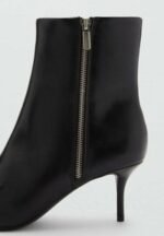 Elegante Kunstleder-Stiefeletten in Größe 41, in zeitlosem Schwarz. – Bild 5