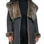 verstellbare Weite dank zwei Reißverschlüssen