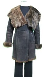 verstellbare Weite dank zwei Reißverschlüssen – Bild 4